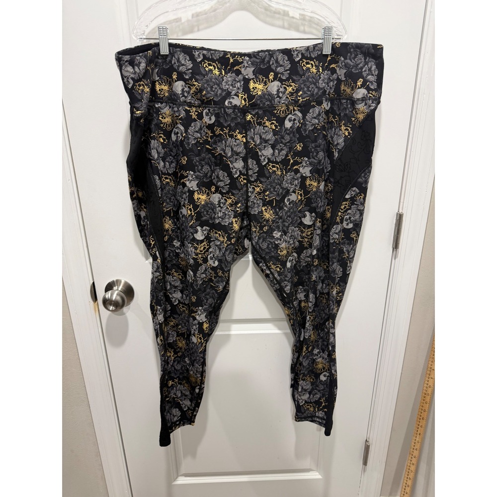 Torrid Womens Active Leggings Floral Skull Gold Foil Black Size 5